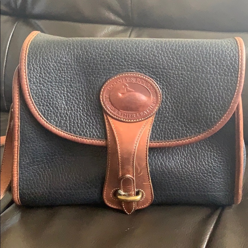Vintage Dooney & Bourke purse